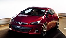 &bdquo;Opel Astra GTC&ldquo; eina į kartų hečbekų mū&scaron;į