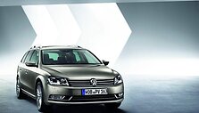 Naujas septintos kartos &bdquo;VW Passat&ldquo;