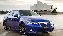 &bdquo;Lexus CT200h F Sport&ldquo; dedasi kar&scaron;tu hečbeku