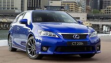 &bdquo;Lexus CT200h F Sport&ldquo; dedasi kar&scaron;tu hečbeku