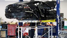 &bdquo;Tesla Model S&ldquo; dirbtuvės