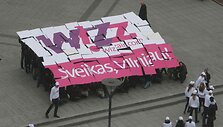 &bdquo;Wizz Air&ldquo; reklaminė akcija V.Kudirkos aik&scaron;tėje Vilniuje