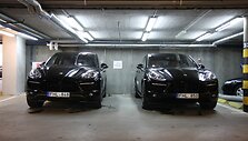 Du &bdquo;Porsche Cayenne Turbo&ldquo; - kiekvienas po 500 AG