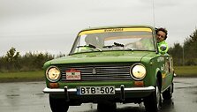 Vitoldas Milius ir jo VAZ 2101 pasiruo&scaron;ę kelionei į Gruziją