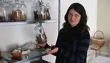 I.Armonienė primena, kad kiau&scaron;inius geriausia marginti natūraliais dažais. 