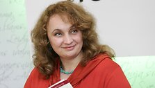 R.Bačiulytė sako, kad žiūrovai, kaip ir krep&scaron;ininkai, jaučiasi labai sėkmingi žmonės, nugalėtojai, nors i&scaron; tiesų tai yra iliuzija.