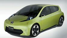 &bdquo;Toyota FT-CH&ldquo; koncepcija &ndash; naujasis miesto hibridas