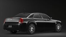 Atnaujintas &bdquo;Chrysler 300&ldquo; tapo solidesnis