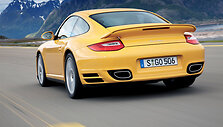 Atnaujintas &bdquo;Porsche 911 Turbo&ldquo; &ndash; 500 AG jėgos