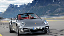 Atnaujintas &bdquo;Porsche 911 Turbo&ldquo; &ndash; 500 AG jėgos