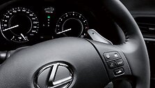 Paryžiuje debiutavo stilingas &bdquo;Lexus IS250C&rdquo;