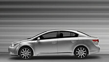 Naujoji &bdquo;Toyota Avensis&ldquo; &ndash; atleti&scaron;ka i&scaron;vaizda