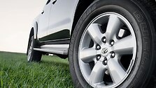 Atnaujintas &bdquo;Toyota Hilux&rdquo; nežada sustoti