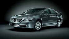 Atnaujintas &bdquo;Honda Legend&ldquo; &ndash; su 3,7 l V6 varikliu