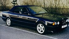 BMW M5 kabrioletas &ndash; nei&scaron;sipildžiusi gerbėjų svajonė