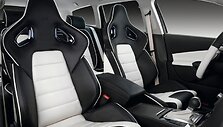 Nežymiai atnaujintas &bdquo;Volkswagen Passat R36&rdquo;