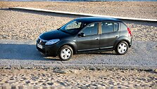 Prancūzijoje pristatytas &bdquo;Dacia Sandero&ldquo;