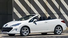 Pasirodė pirmosios &bdquo;Peugeot 308 CC&ldquo; nuotraukos