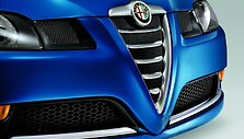 &bdquo;Alfa Romeo GT Blackline III&ldquo; bus pristatyta Ženevoje