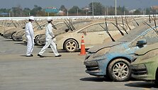 Potvynio sugadinti &bdquo;Honda&ldquo; automobiliai bus sunaikinti