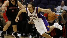 Jose Calderon ir Steve'as Nashas