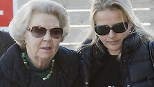 Nyderlandų karalienė Beatrix, kunigaik&scaron;čio Johano Friso žmona Mabel