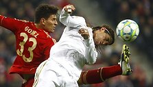 Mario Gomezas ir Sergio Ramos