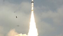 &bdquo;Agni V&ldquo; balistinės raketos startas