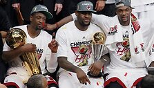 Dwyane'as Wade'as, LeBronas Jamesas ir Chrisas Boshas