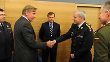 Audronius Ažubalis ir Knudas Bartelsas