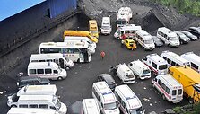 Greitosios pagalbos automobiliai &scaron;alia anglies kasyklos