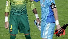 Vartininkai  Victoras Valdesas ir Ikeras Casillas