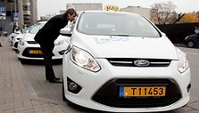 Taksi automobiliai 