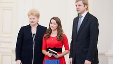 Konstitucijos egzamino laimėtojų apdovanojimai