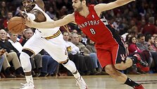 Kyrie Irvingas ir Jose Calderon