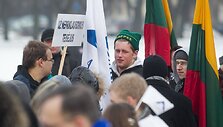 Darbo partijos aktyvistai prie Vilniaus apygardos teismo