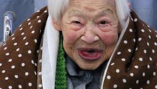 Seniausia pasaulio moteris Misao Okawa