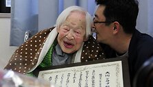 Seniausia pasaulio moteris Misao Okawa