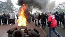 Protestas prie &bdquo;Goodyear Dunlop&ldquo; bustinės Prancūzijoje