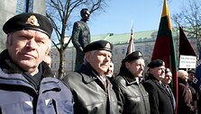 Mitingas prie&scaron; nevalstybinės kalbos naudojimą