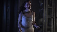 Jane Levy filme &bdquo;Piktieji numirėliai&ldquo;