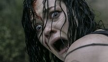 Jane Levy filme &bdquo;Piktieji numirėliai&ldquo;