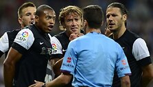 &bdquo;Malaga&ldquo; futbolininkai prie varžybų teisėjo