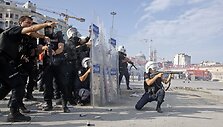 Turkijos riau&scaron;ių policija