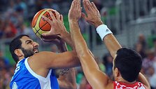 Yannis Bourousis ir Krunoslavas Simonas