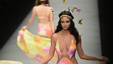 Apatinio trikotažo kolekcijos pristatymas &Scaron;anchajuje
