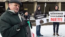 Piketas prie Sveikatos apsaugos ministerijos
