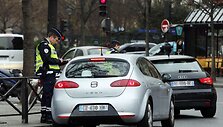 Policija kovo 17 dieną stabdė transporto priemones, kurių numeriai baigiasi lyginiu skaičiumi.