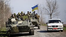Ukrainos kariai ant &scaron;arvuočio prie Kramatorsko miesto