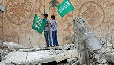 Palestinoje sugriautas paauglių nužudymu įtariamų asmenų namas